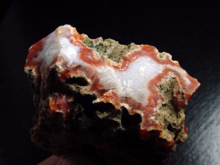 Agate 59 mm fine color contrast Morocco