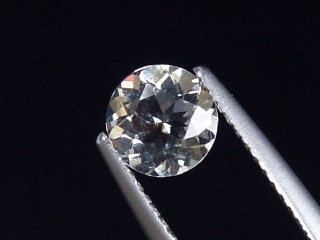 Sanidine 0,79 Ct. round faceted - Volkesfeld, Eifel, Germany