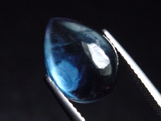 Fluorite 6,56 Ct. intense blue green cabochon - Erongo, Namibia