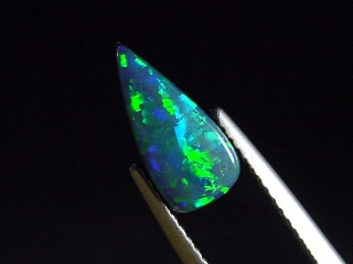 Opal / Edelopal 1,01 Ct. Tropfen Cabochon 12 x 6 mm - Australien