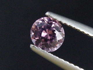 Spinell 0,63 Ct. Oval 5,5 x 5 mm Sri Lanka