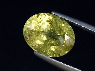 Grossular Garnet 5,61 Ct. oval cut Sri Lanka