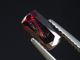 Mangano Tantalite 1,28 Ct. faceted - Itambe, Bahia, Brazil