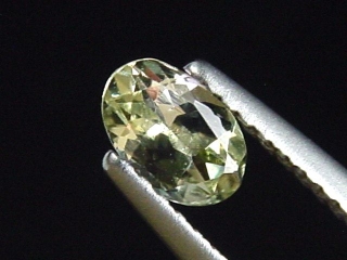 Zoisit 0,48 Ct. seltene Naturfarbe - Merelani, Tansania