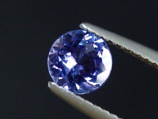 Tanzanite 0,80 Ct. round - finest blue violet
