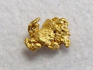 Gold nugget 4,5 mm - Palsinoja, Lappia, Finland