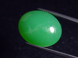 Chrysopras 12,97 Ct. Oval Cabochon Brasilien
