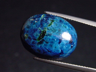 Shattuckite 21,98 Ct. oval cabochon - Bisbee, Arizona, USA