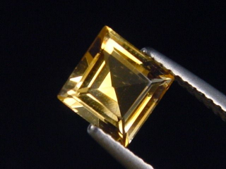 Citrin 1,04 Ct. Carree 6,5 x 6,5 mm Brasilien