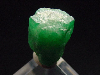 Emerald crystal 10 mm - Muzo, Colombia