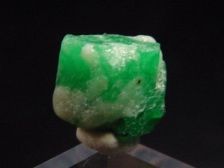 Emerald crystal 9 mm - Muzo, Colombia