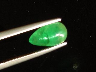 Emerald cat's eye 2,17 Ct. pear cabochon Colombia