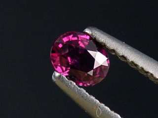Ruby 0,28 Ct. natural color oval cut Tanzania