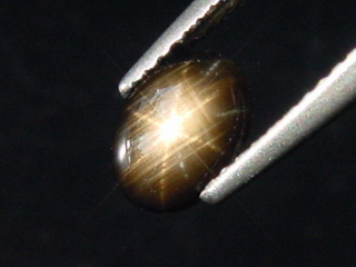 12-strahliger Sternsaphir 1,17 Ct. heller Stern - sehr selten