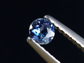 Benitoite 0,20 Ct. faceted - San Benito Co., California, USA