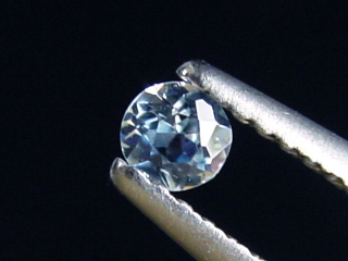 Benitoit 0,17 Ct. Rund geschliffen - San Benito Co., Kalifornien, USA