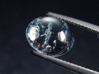 Aquamarine 3,33 Ct. oval cabochon