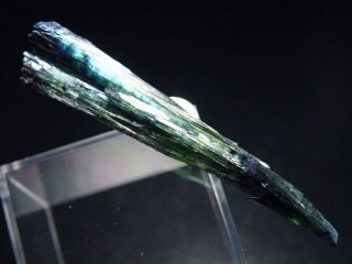 Vivianite crystal 64 mm - Cacehoro, Brazil