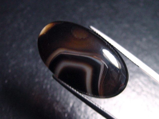 Achat 24,80 Ct. gebändert - Oval Cabochon Brasilien