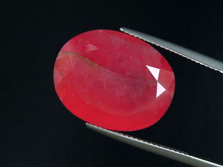 Rhodochrosite 28,86 Ct. oval faceted