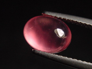 Rhodochrosit 2,12 Ct. Oval Cabochon - Kuruman, Südafrika