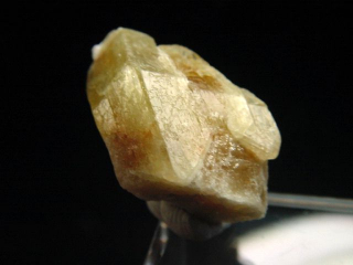 Brazilianite crystal 29 mm - Linopolis, Brazil