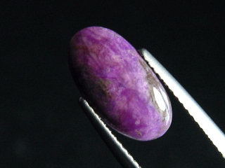 Sugilit 1,93 Ct. Oval Cabochon - Wessels mine, Kuruman, Südafrika