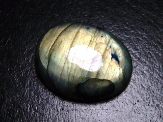 Labradorit 38,58 Ct. Oval Cabochon 27 x 21 mm Australien