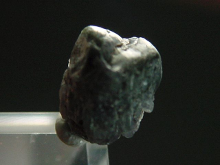 Alexandrite crystal 9 mm colorchange Tanzania