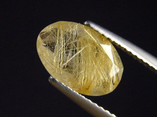 Rutile Quartz 1,60 Ct. faceted Brazil