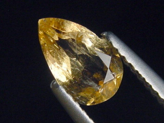 Imperialtopas / Imperial Topas 1,01 Ct. Tropfen 8 x 5 mm Brasilien