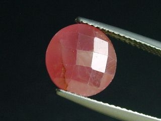 Rhodonit 4,46 Ct. Rund facettiert - Minas Gerais, Brasilien