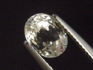 Hiddenite 1,84 Ct. oval Brazil