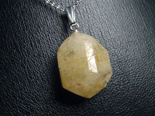 Phenakite crystal pendant 22 mm 925 silver - Piracicaba, Minas Gerais, Brazil