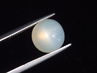 Sternmondstein / Stern Mondstein 7,07 Ct. heller Stern Rund Cabochon