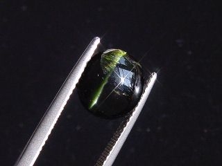 Enstatit Katzenauge 5,56 Ct. - rund Cabochon - Sri Lanka