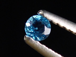 Hauyn / Hauynit 0,08 Ct. 2,5 mm Rund - Ettringen, Eifel, Deutschland