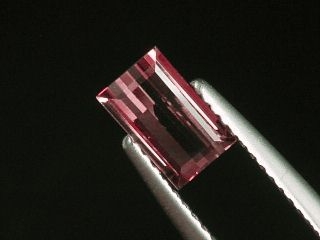 Tourmaline rose 0,83 Ct. baguette Brazil
