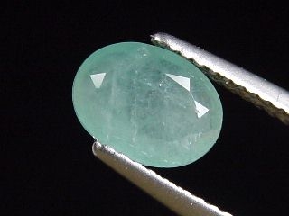 Grandidierit 1,25 Ct. selten facettiert oval Andrahomana, Madag.