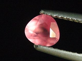 Rhodochrosit 0,57 Ct. Tropfen facettiert - Argentinien