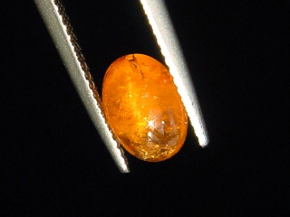 Spessartit Granat Katzenauge 2,43 Ct. Oval Cabochon Tansania