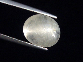 Enstatit Katzenauge 5,70 Ct. farblos selten Oval Cabochon - Sri Lanka