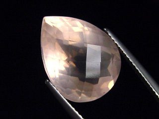 Rosenquarz 9,27 Ct. Rosa 16 x 12 mm Tropfen