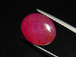 Ruby 4,88 Ct. natural color cabochon Tanzania