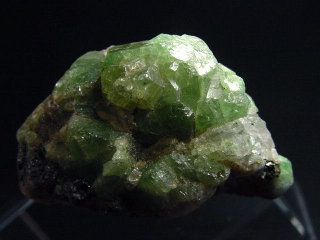 Tsavorit Granat mit Tansanit Stufe 37 mm - Merelani, Tansania