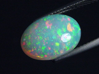 Preview: Opal 3,65 Ct. finest quality - oval cabochon