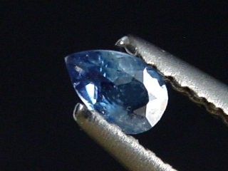 Benitoit 0,15 Ct. Tropfen geschliffen - San Benito Co., Kalifornien, USA