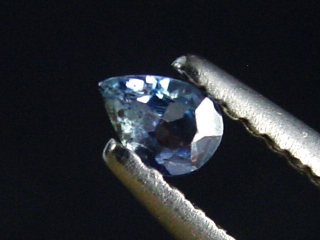 Benitoite 0,12 Ct. pear faceted - San Benito Co., California, USA