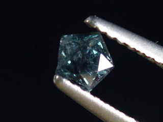 Blauer Spinell 0,45 Ct. Sammlerschliff 4 x 4 mm Sri Lanka