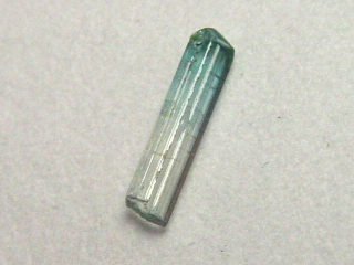 Tourmaline crystal 11,5 mm bicolor